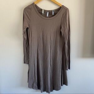 Dearcase Light Brown Long Sleeve Dress – Size Medium – NWT